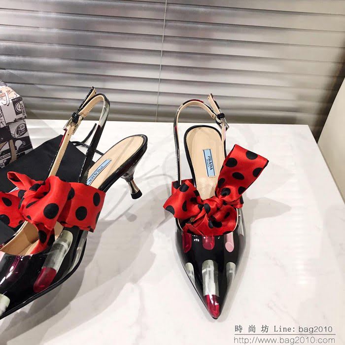 PRADA普拉達 2019早春新款 蝴蝶結絲帶 百搭款 高跟涼鞋 牛漆皮 女尖頭鞋 一鞋兩穿  ljl1467